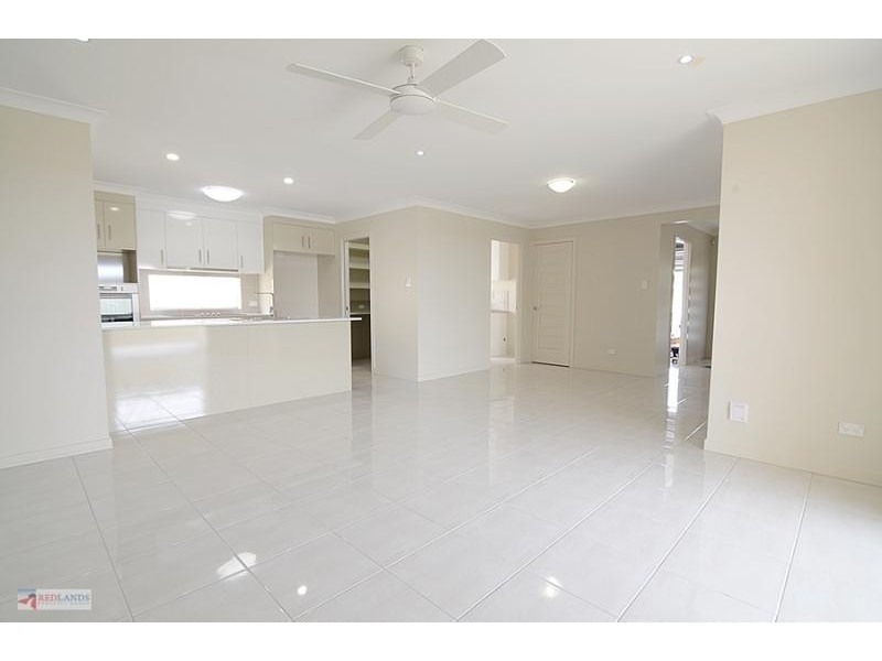 10 NOAH Court, Redland Bay QLD 4165