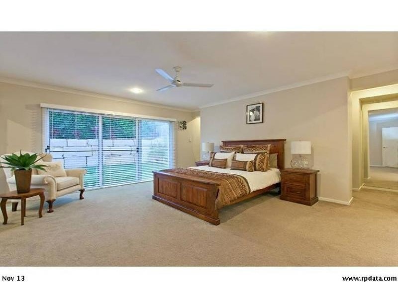 3 PYRUS Place, Redland Bay QLD 4165