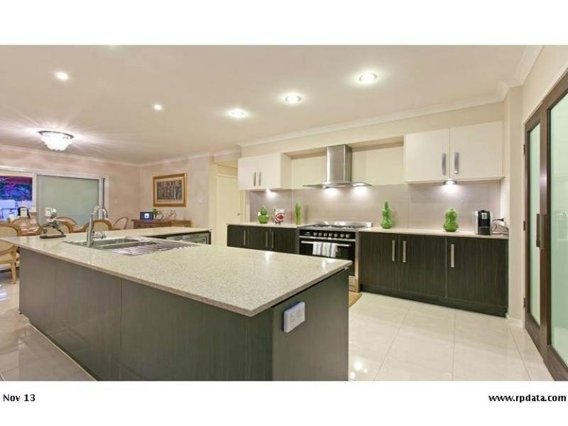 3 PYRUS Place, Redland Bay QLD 4165