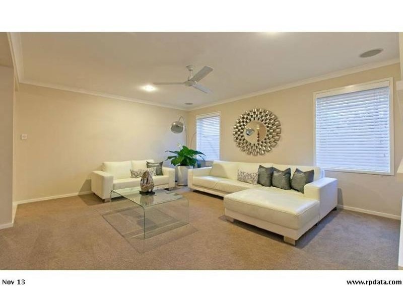 3 PYRUS Place, Redland Bay QLD 4165