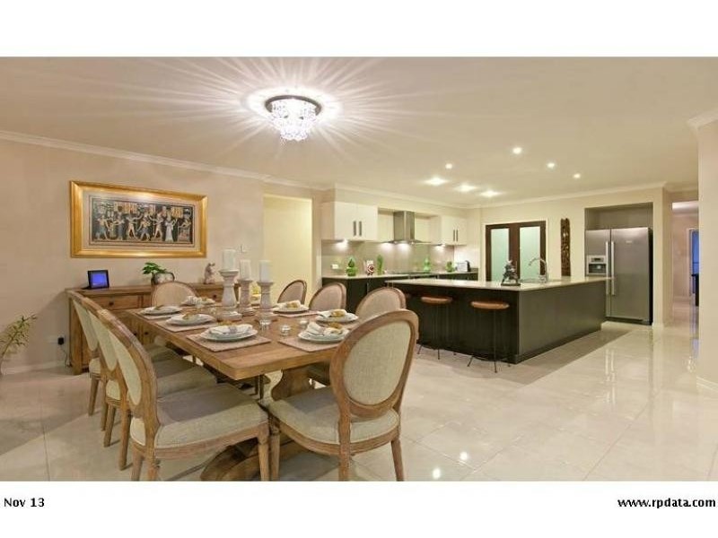 3 PYRUS Place, Redland Bay QLD 4165