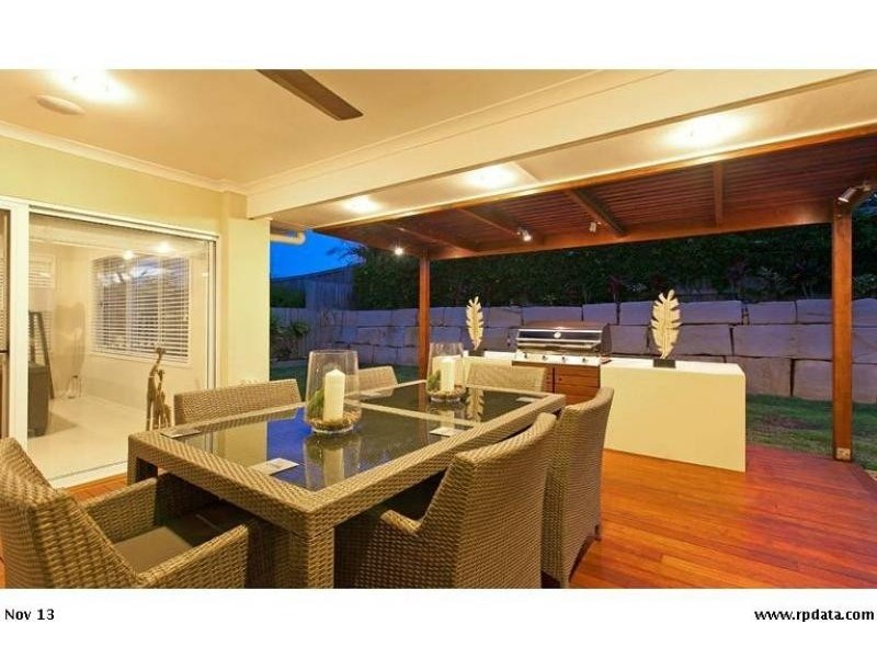 3 PYRUS Place, Redland Bay QLD 4165