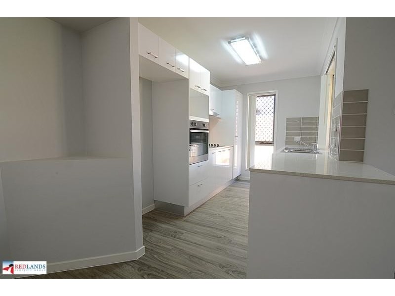 1 TIGERWOOD Place, Redland Bay QLD 4165