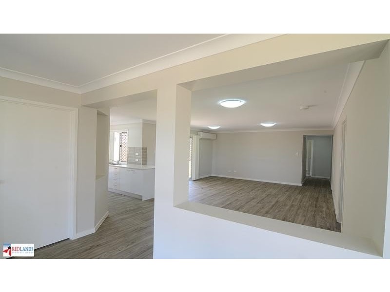 138 BANKSWOOD Drive, Redland Bay QLD 4165