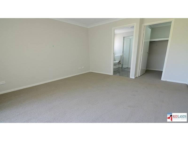 138 BANKSWOOD Drive, Redland Bay QLD 4165