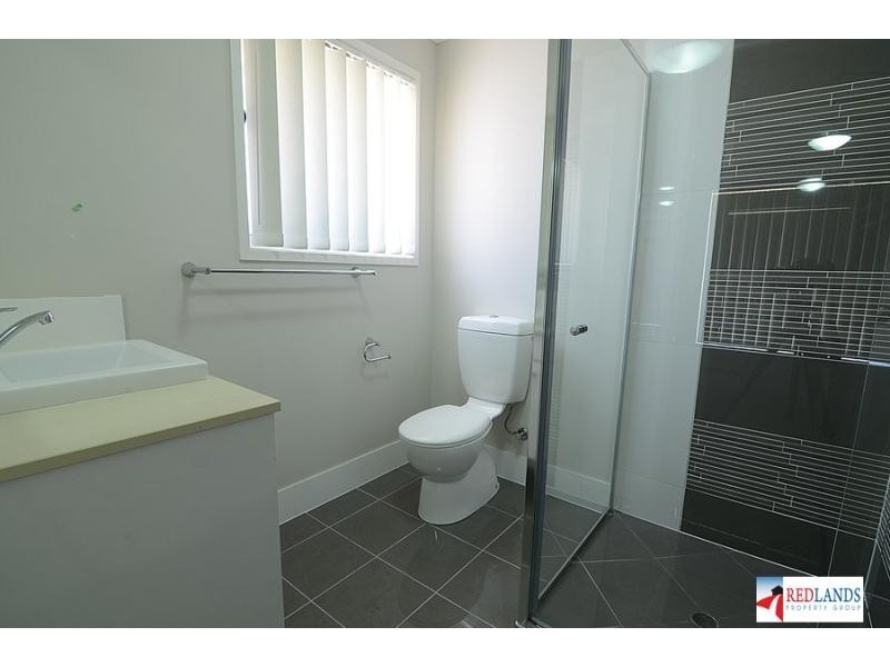 138 BANKSWOOD Drive, Redland Bay QLD 4165