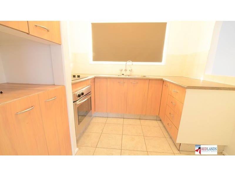 32 Rusbrook Street, Redland Bay QLD 4165
