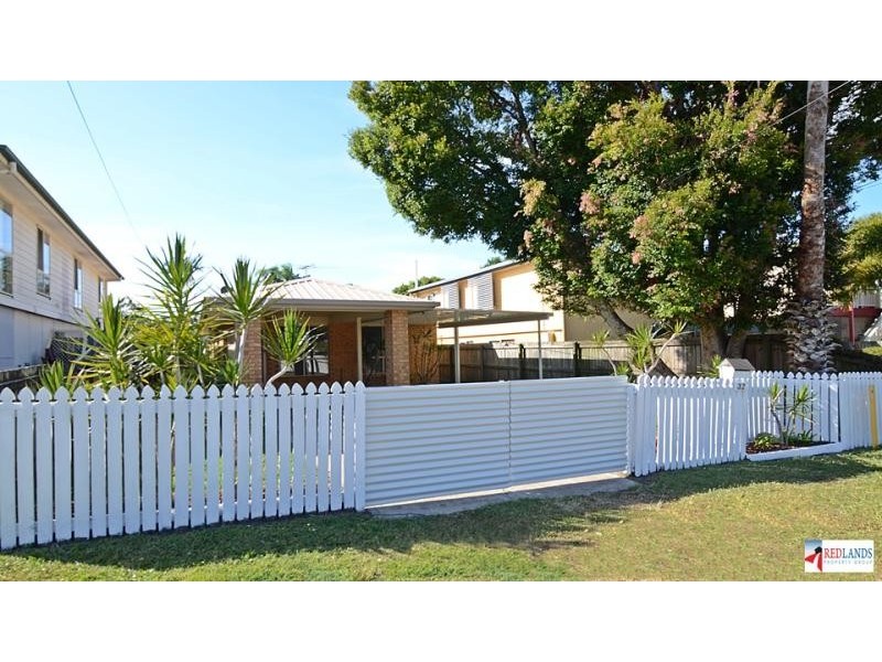 32 Rusbrook Street, Redland Bay QLD 4165
