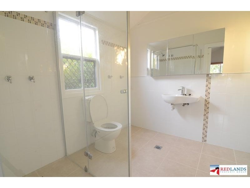 16 ERNEST Street, Manly QLD 4179