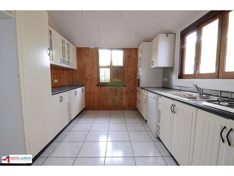 16 ERNEST Street, Manly QLD 4179