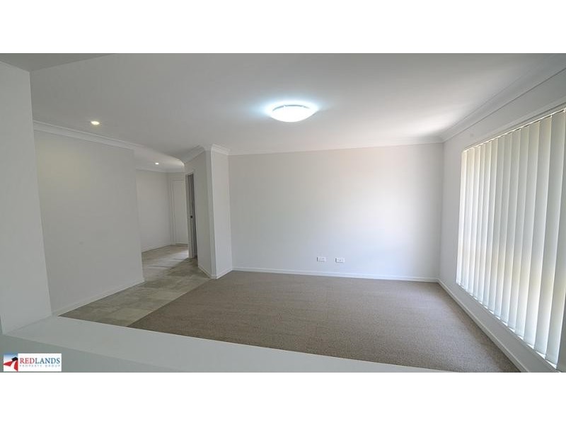 146 BANKSWOOD Drive, Redland Bay QLD 4165