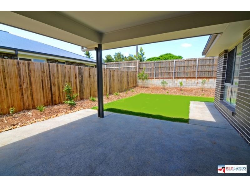 146 BANKSWOOD Drive, Redland Bay QLD 4165