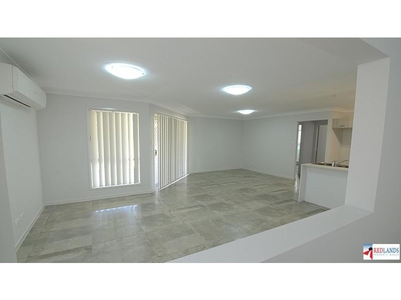 146 BANKSWOOD Drive, Redland Bay QLD 4165