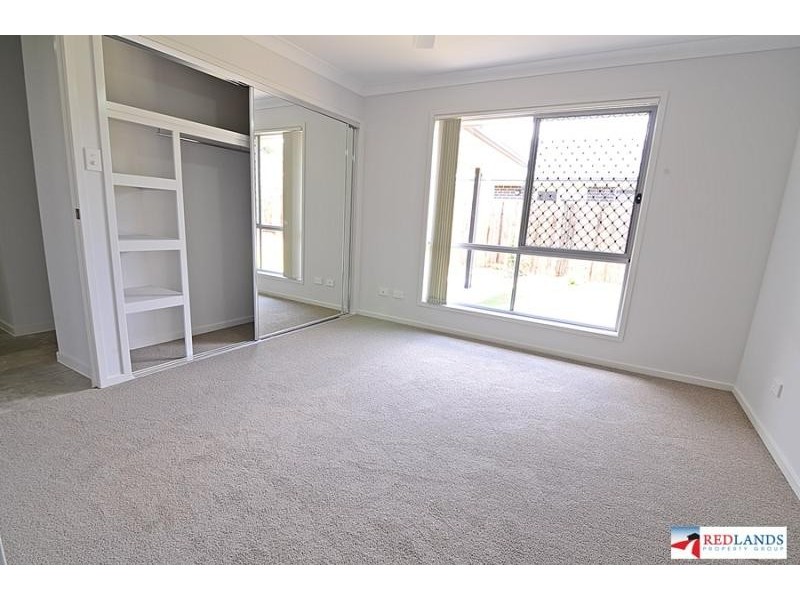 146 BANKSWOOD Drive, Redland Bay QLD 4165