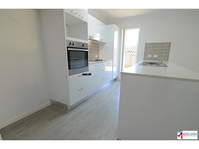 4 TIGERWOOD Place, Redland Bay QLD 4165