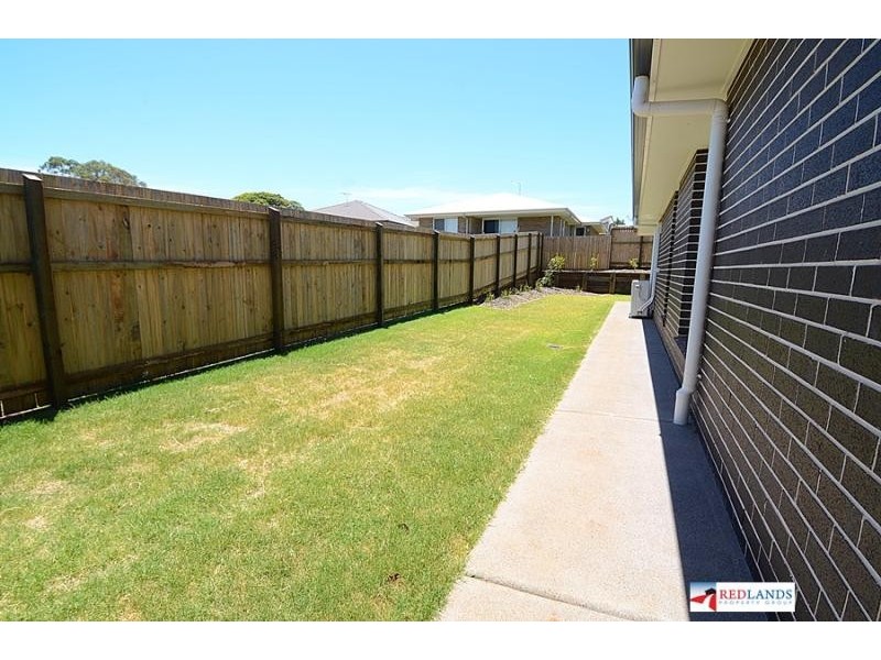 4 TIGERWOOD Place, Redland Bay QLD 4165
