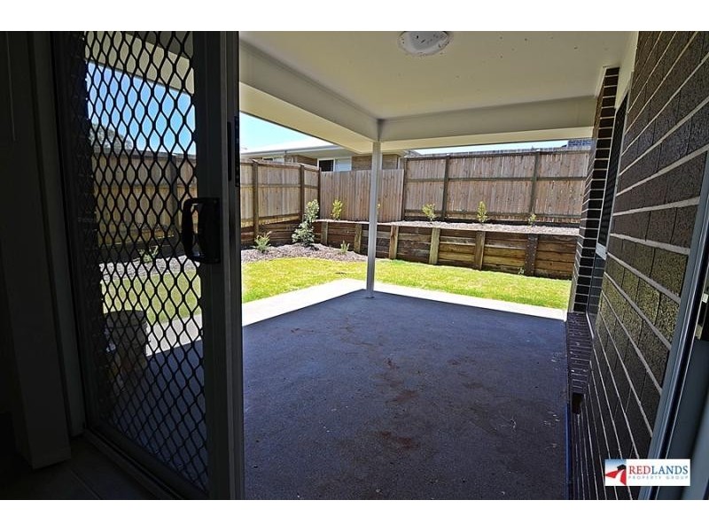 4 TIGERWOOD Place, Redland Bay QLD 4165