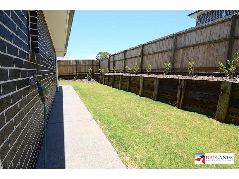 4 TIGERWOOD Place, Redland Bay QLD 4165