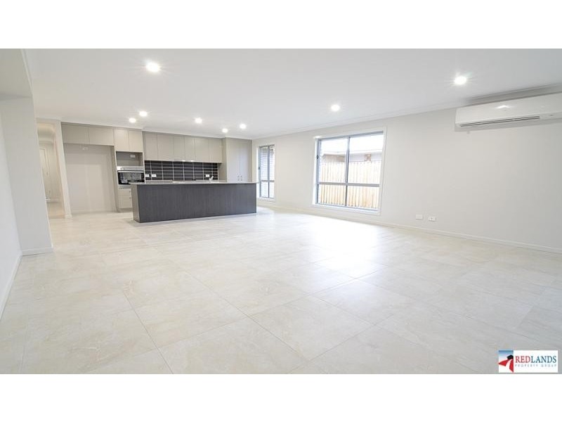 10 MADISON Court, Redland Bay QLD 4165