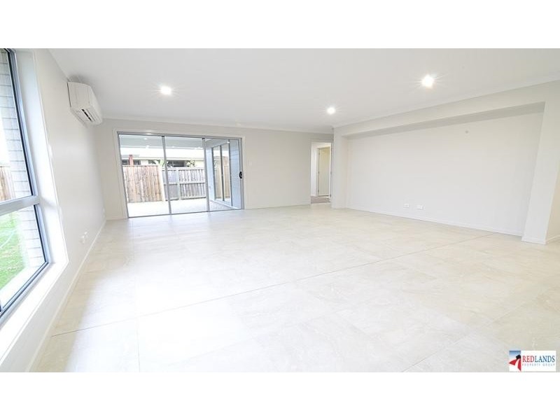 10 MADISON Court, Redland Bay QLD 4165