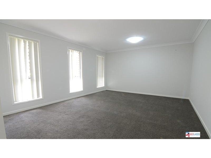 97 Bankswood Drive, Redland Bay QLD 4165