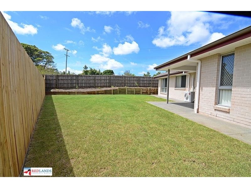126 Bankswood Drive, Redland Bay QLD 4165