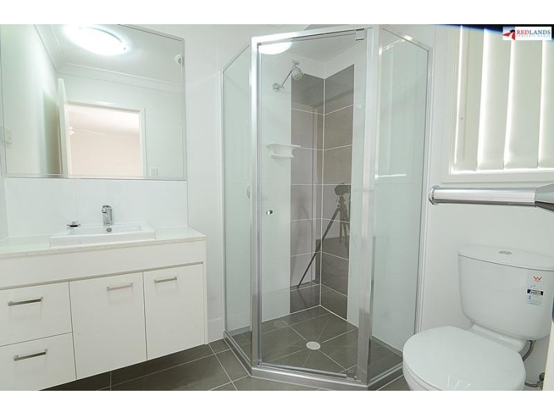 128 BANKSWOOD Drive, Redland Bay QLD 4165