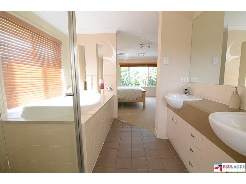 61 Clifford Perske Drive, Thornlands QLD 4164