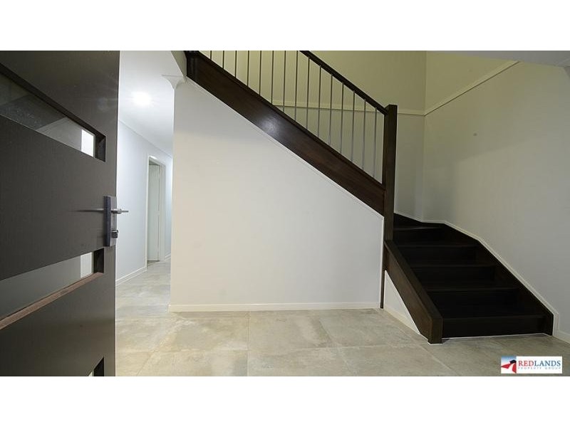 114 Bankswood Drive, Redland Bay QLD 4165