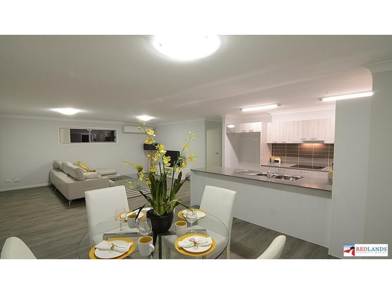 114 Bankswood Drive, Redland Bay QLD 4165