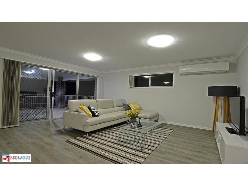 114 Bankswood Drive, Redland Bay QLD 4165