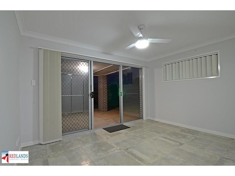 114 Bankswood Drive, Redland Bay QLD 4165