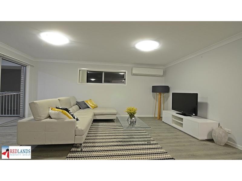 114 Bankswood Drive, Redland Bay QLD 4165