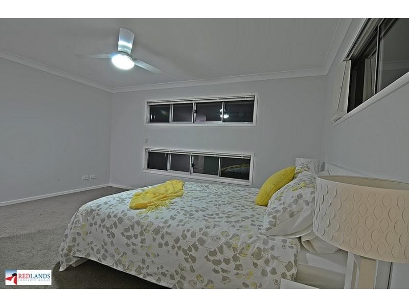 114 Bankswood Drive, Redland Bay QLD 4165