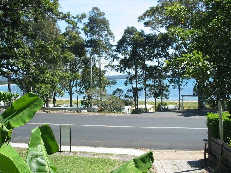 292 BEACH Road, Batehaven NSW 2536
