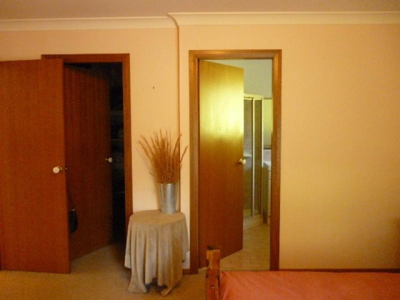 9 TOWRANG Avenue, Surf Beach NSW 2536