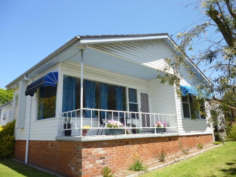 334 BEACH  Road, Batehaven NSW 2536