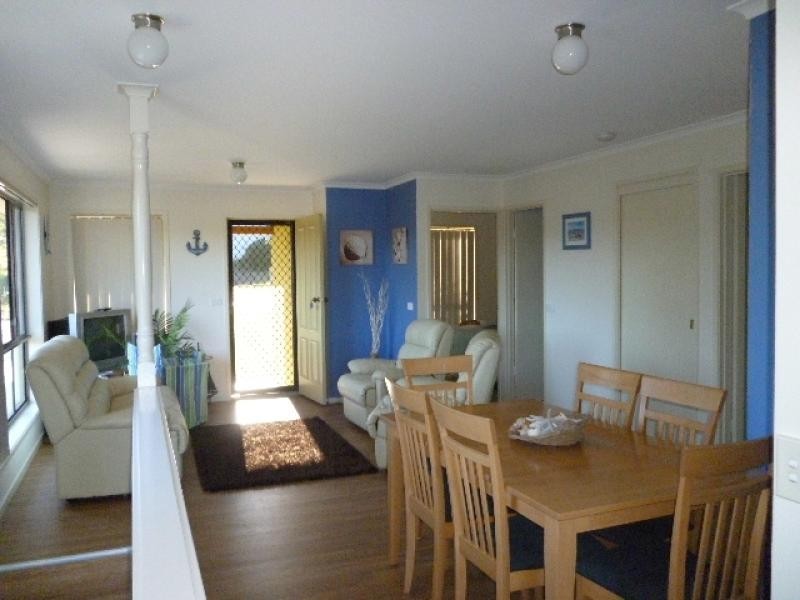 22 Irene Avenue BATEHAVEN 2536, Batehaven NSW 2536