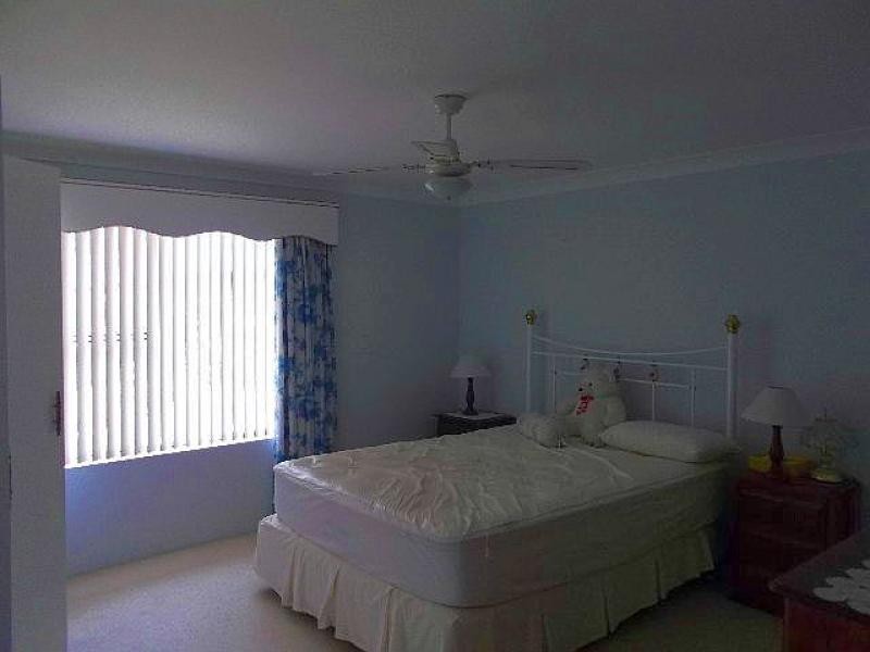 17 WATTLE Crescent, Batehaven NSW 2536