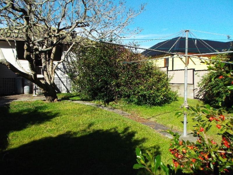 396 BEACH Road, Batehaven NSW 2536