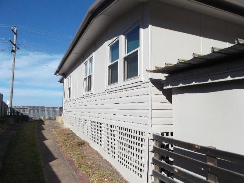 396 BEACH Road, Batehaven NSW 2536