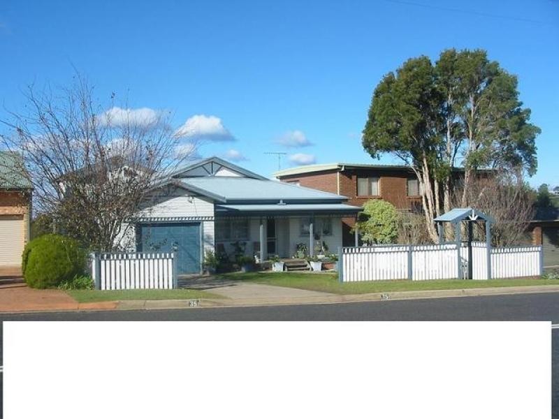35 BAVARDE Avenue, Batemans Bay NSW 2536