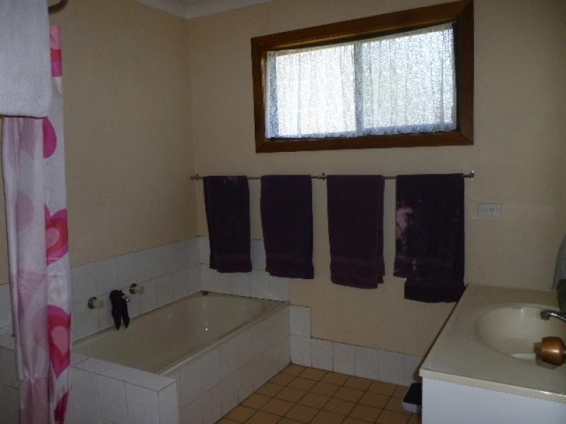 3 MULGOWRIE  Street, Malua Bay NSW 2536