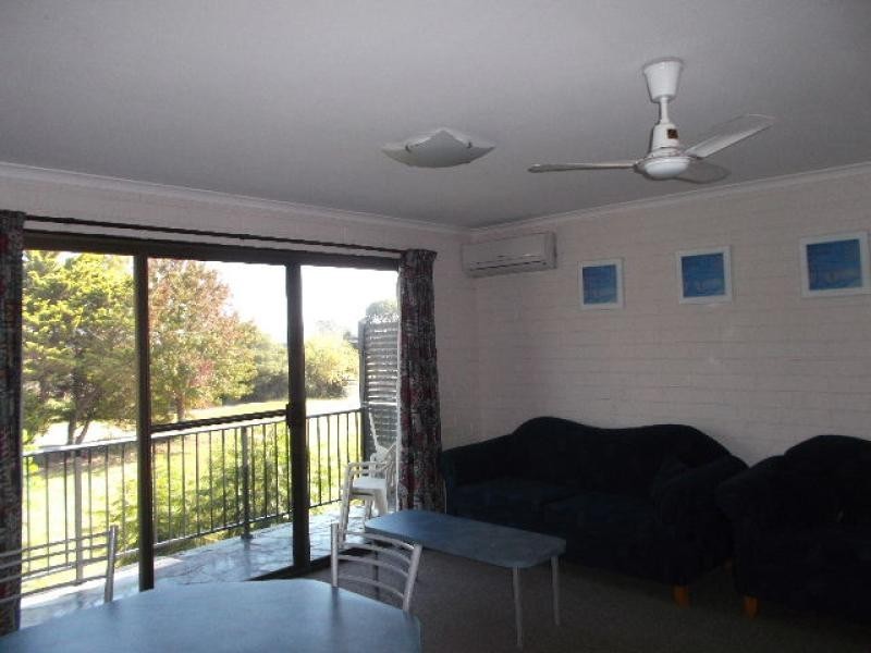10/2 MATTHEW  Parade, Batehaven NSW 2536
