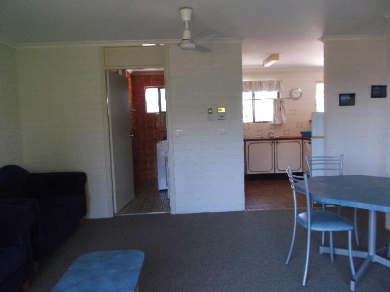 10/2 MATTHEW  Parade, Batehaven NSW 2536
