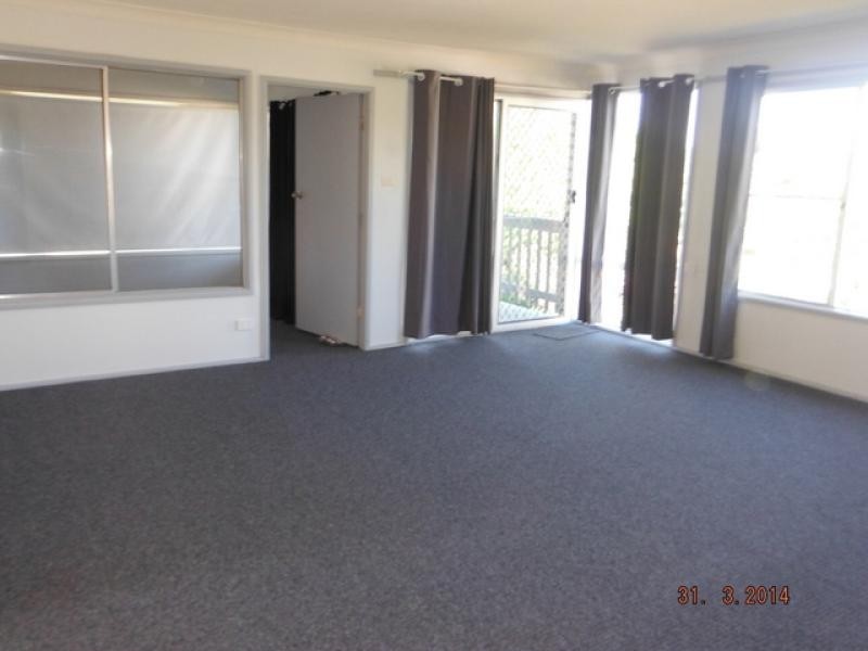 1 Peter Crescent BATEHAVEN 2536, Batehaven NSW 2536