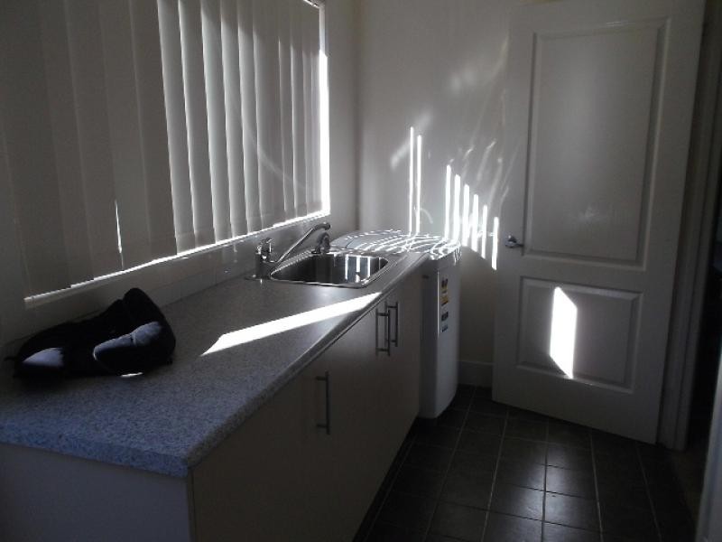 9b BARRANI Place, Malua Bay NSW 2536