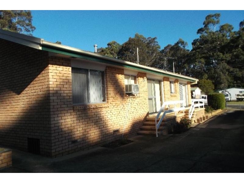 31 CHRISTOPHER Crescent, Batehaven NSW 2536