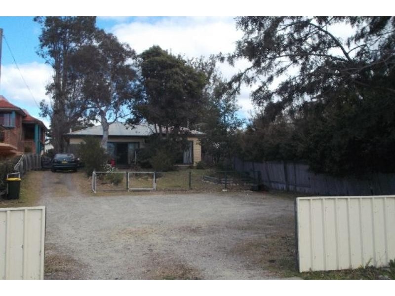 210 BEACH  Road, Batehaven NSW 2536