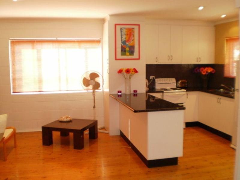 1/16 Riverview Crescent, Catalina NSW 2536